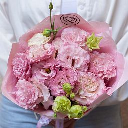 Мини-букет  из 11 махровых розовых лизиантусов