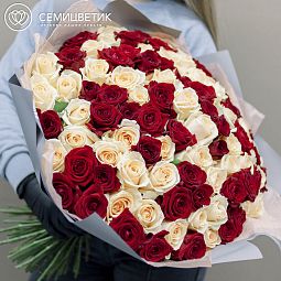 Букет из 101 красной и кремовой розы 60 см (Россия) 
