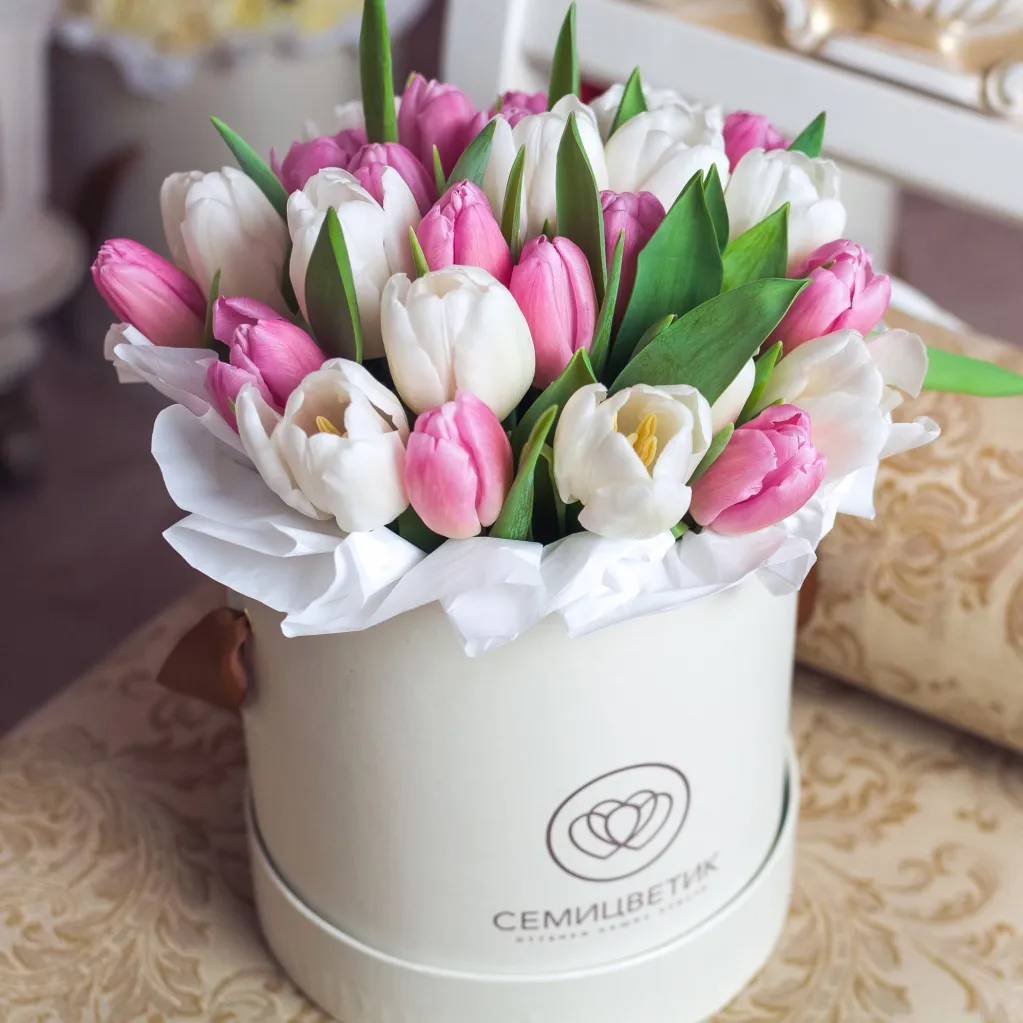 Тюльпан означает красоту и весну
