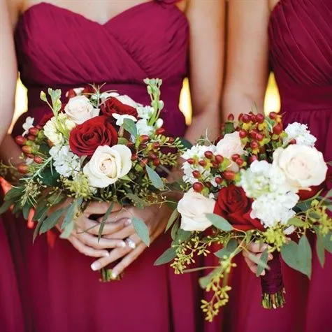 Цветы к красному платью Цветы к красному платью