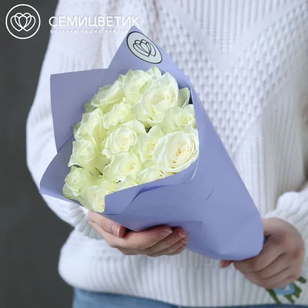 Букет из 15 белых роз 35-40 см (Кения)