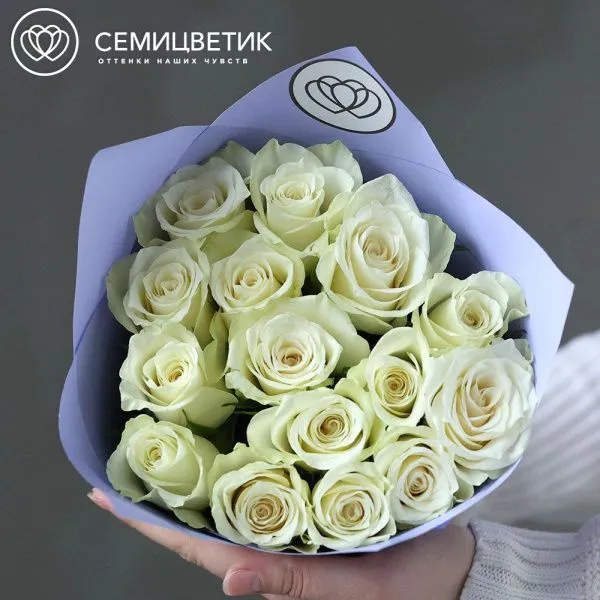 Букет из 15 белых роз 35-40 см (Кения)