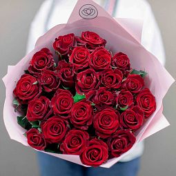 Букет из 25 красных роз 70 см (Россия)