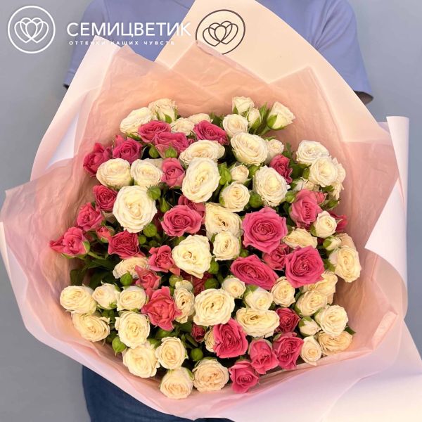 Букет из 19 кустовых роз 40 см нежный микс (Кения)
