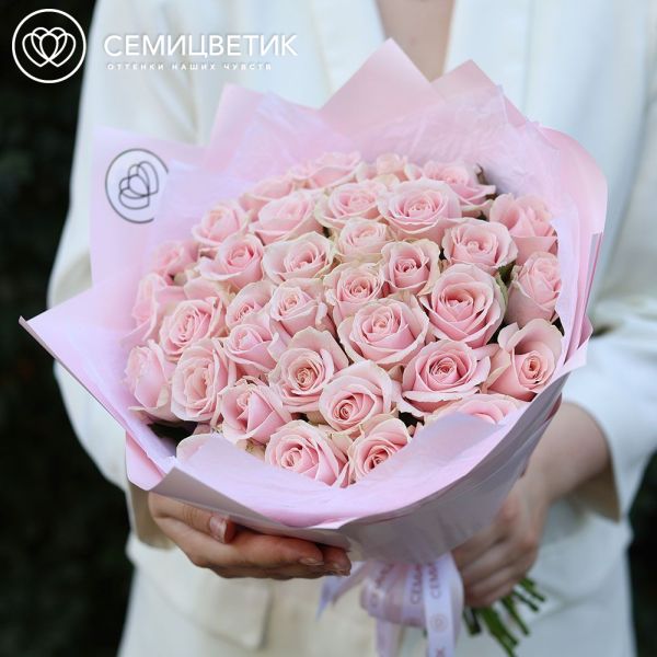 Букет из 35 нежно-розовых роз 35-40 см (Россия)