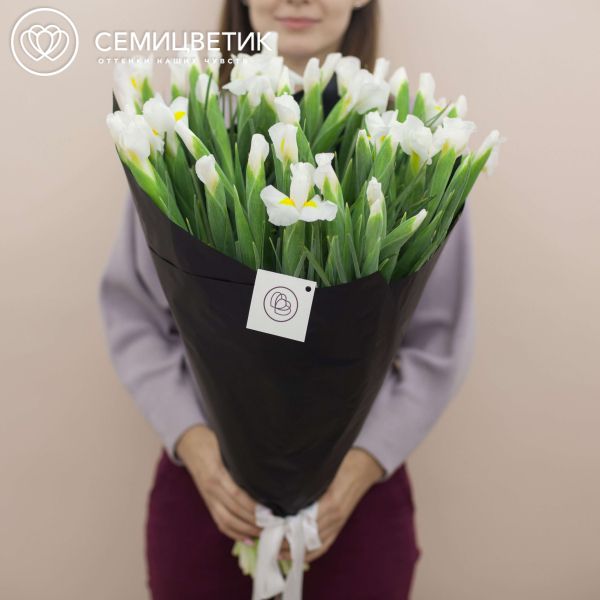 Букет из 51 белого ириса