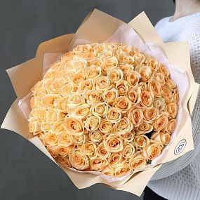 Букет из 101 кремовой розы 40 см (Россия)