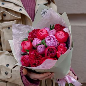 Букет из 15 пионов микс Standart