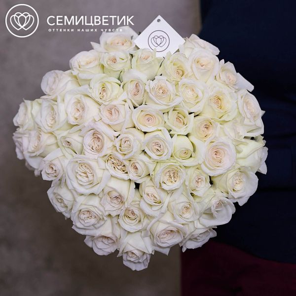 Букет из 51 белой пионовидной розы White O'Hara 40 см
