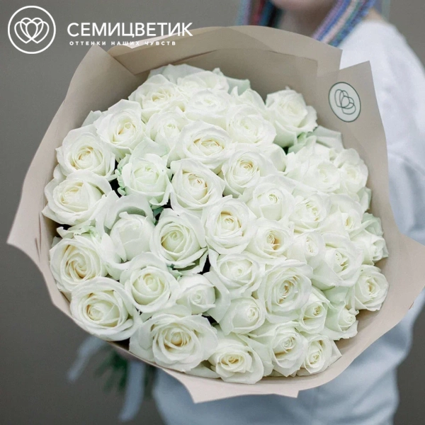 Букет из 51 белой розы 70 см (Россия)