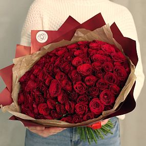 Букет из 101 красной розы 35 см (Кения)