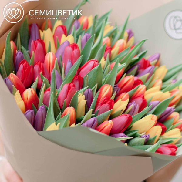 Букет из 101 тюльпана микс
