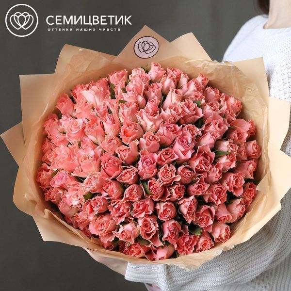 Букет из 101 коралловой розы 35 см (Кения)