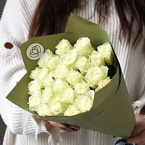 Букет из 25 белых роз 40 см (Кения)