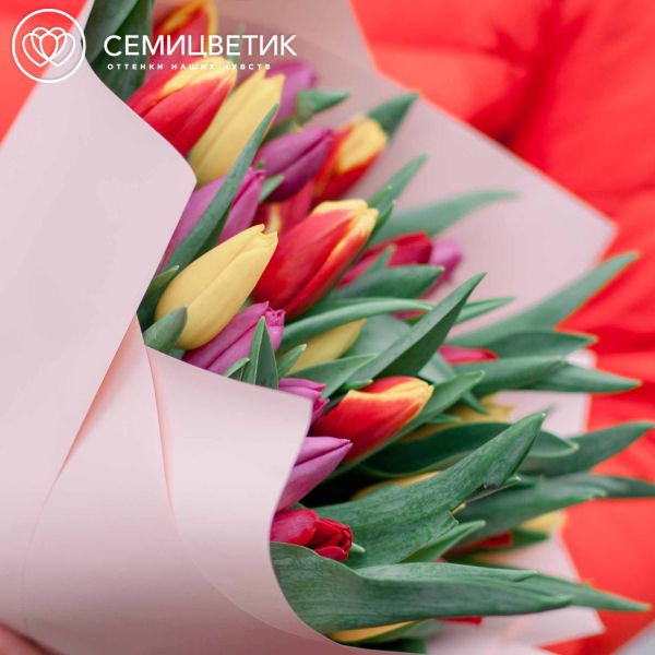Букет из 35 тюльпанов микс