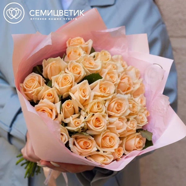 Букет из 35 кремовых роз 35-40 см (Россия)