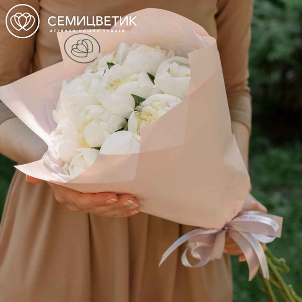 Букет из 11 белых пионов Premium