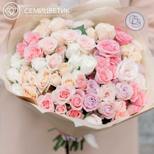 Букет из 25 кустовых роз 40 см нежный микс (Эквадор)