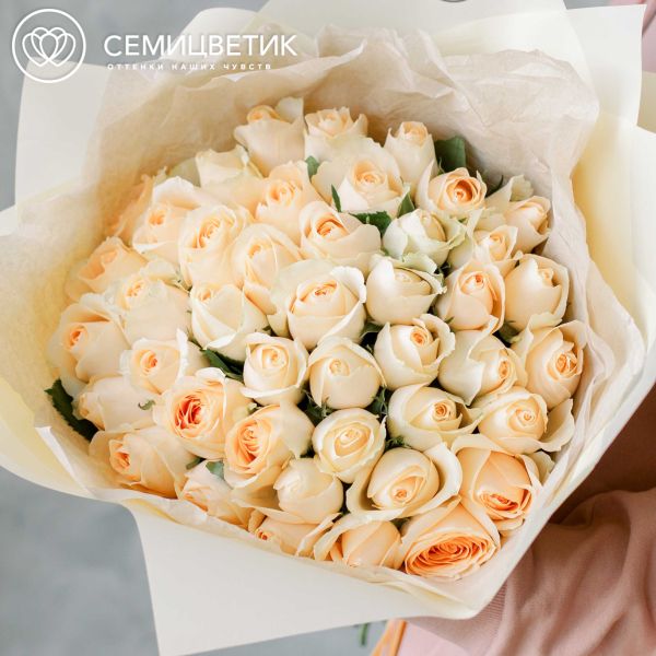 Букет из 41 персиковой розы 40 см (Кения)
