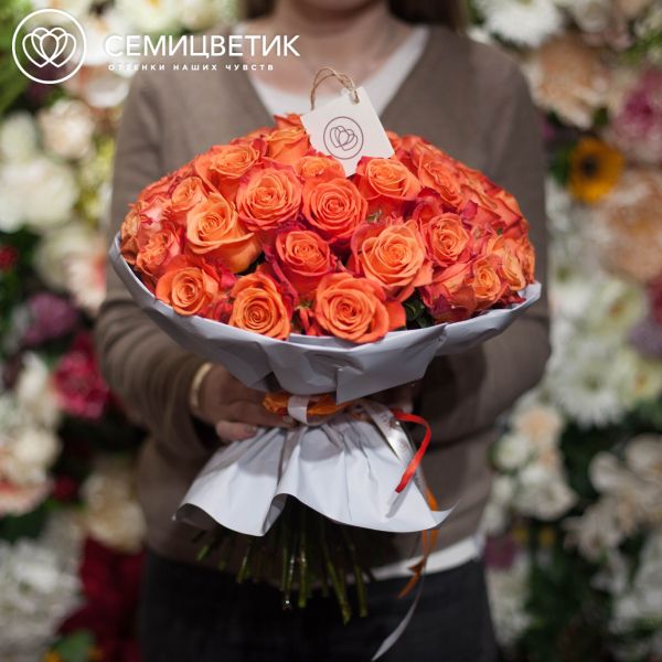 Букет из 51 оранжевой розы Orange Crush 50 см (Эквадор)