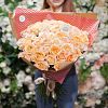 Кремовые розы Tiffany 60 см (Эквадор)