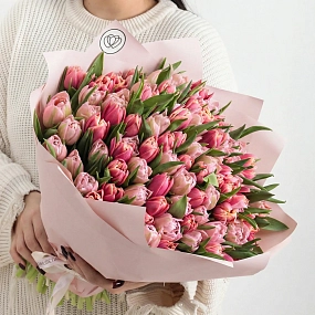 Букет из 101 розового и нежно-розового пионовидного тюльпана