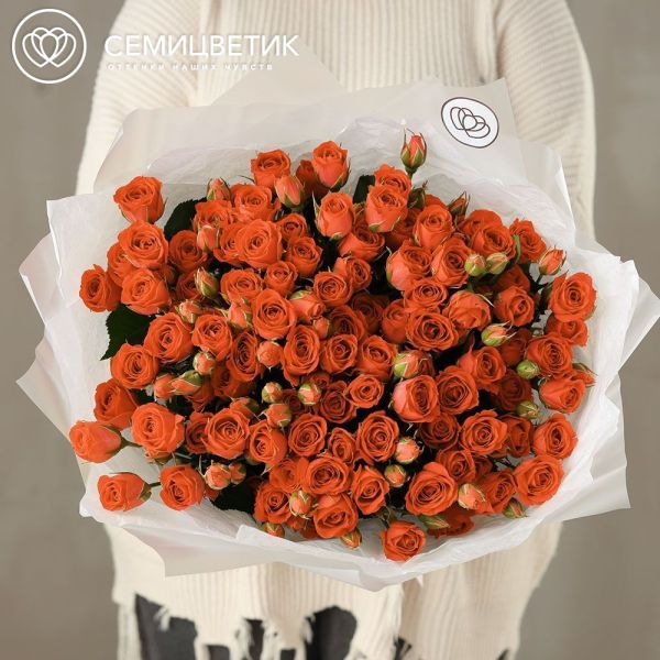Букет из 25 оранжевых кустовых роз 40-50 см (Россия)