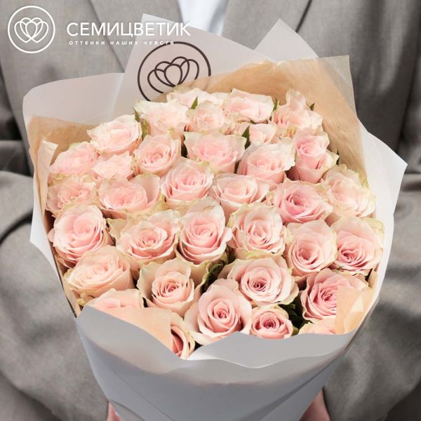 Букет из 35 нежно-розовый роз 30 см (Кения)