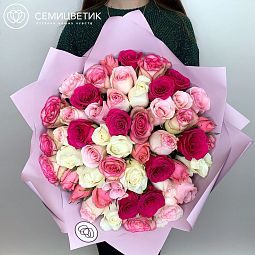 Букет из 51 розы микс в розовых тонах 40 см (Кения) Premium в дизайнерской пленке