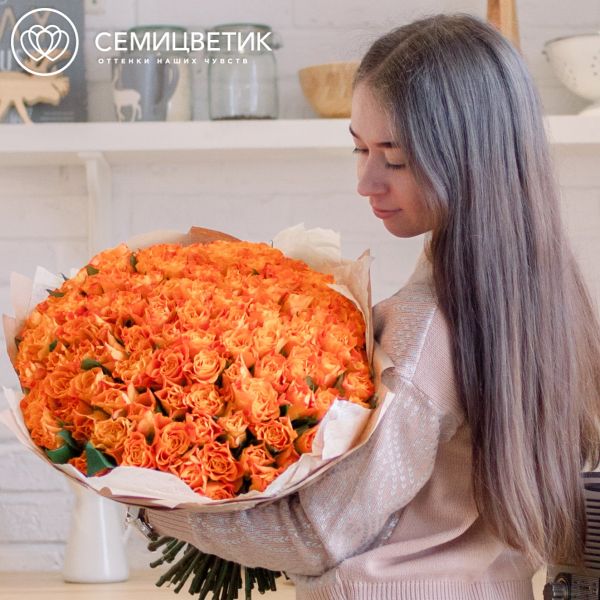Букет из 101 оранжевой розы 40 см (Кения)