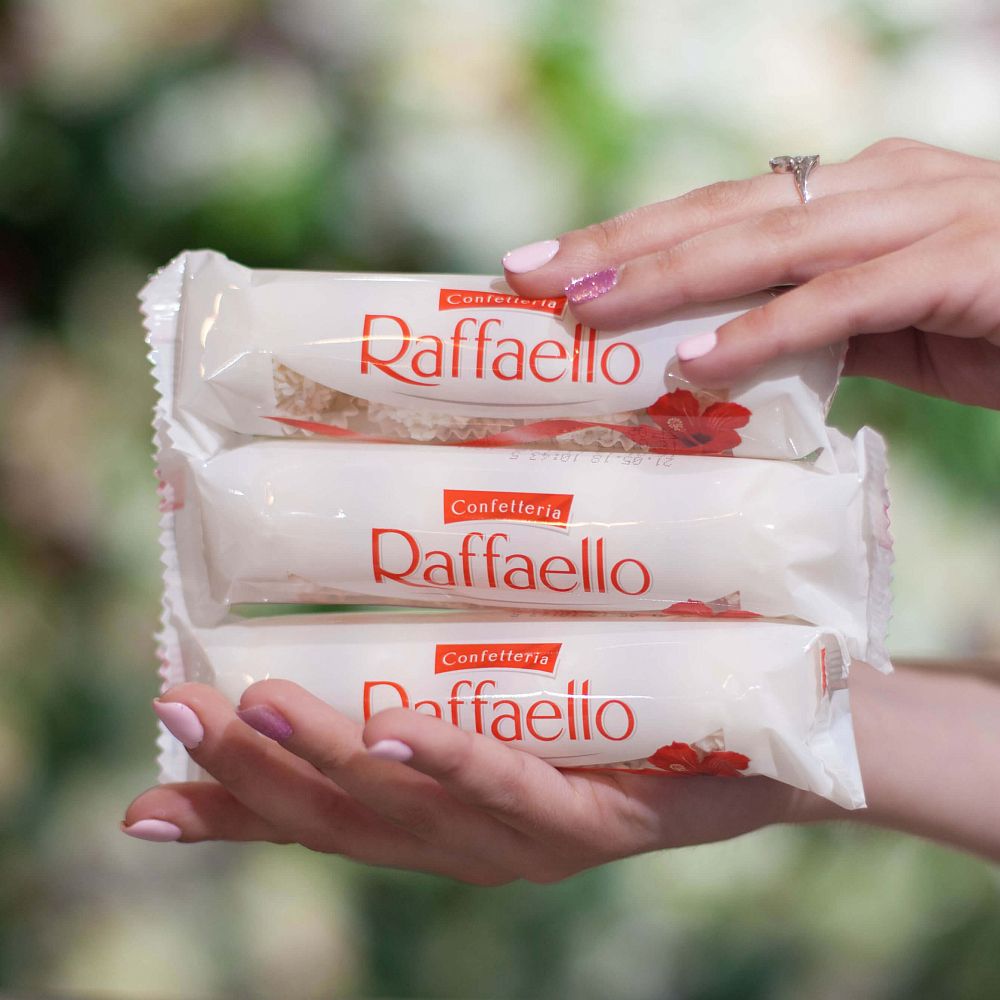 Гр рафаэлло. Raffaello 40 гр. Рафаэлло 40 грамм. Рафаэлло конфеты 40гр. Рафаэлло в магазинах Казани.