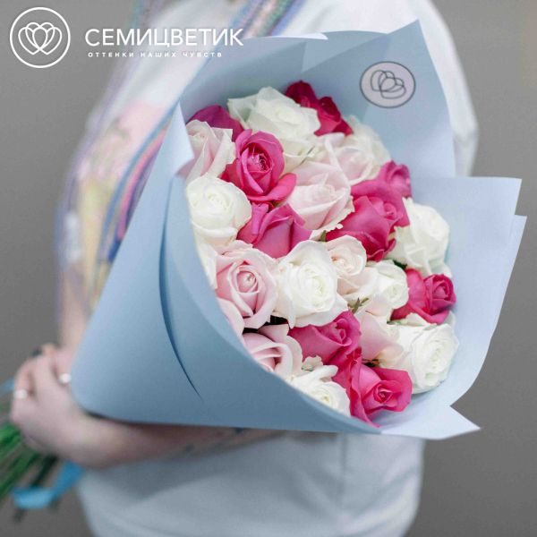 Букет из 25 роз 70 см микс (Россия)