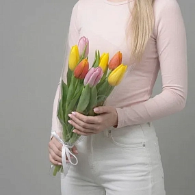 Букет из 7 тюльпанов микс