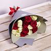 15 красных и белых роз (Кения) 40 см Premium