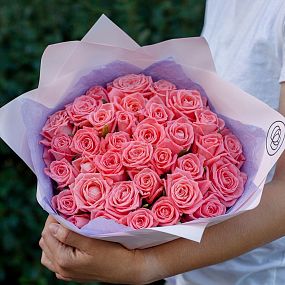 Букет из 35 коралловых роз 35-40 см (Россия)