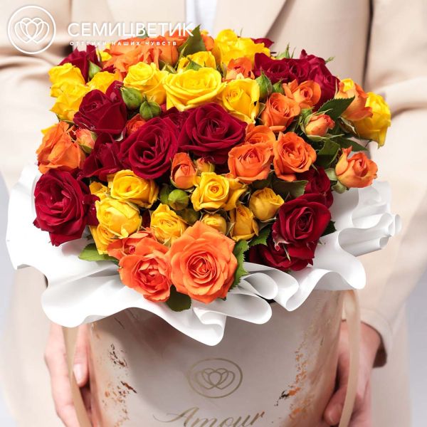 Букет в кремовой шляпной коробке amour mini из 21 кустовых роз (Кения)