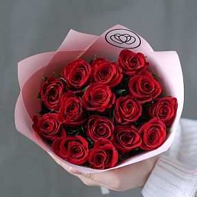 Монобукет  из 15 красных роз 40 см (Кения)
