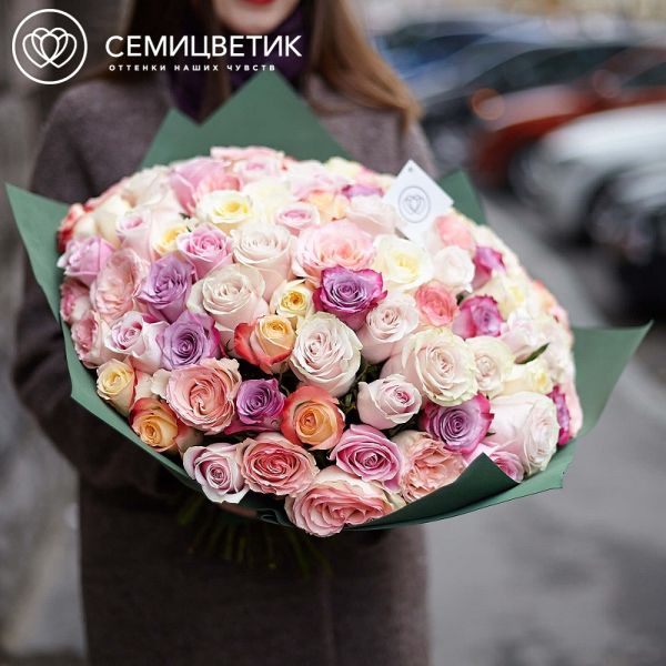 Букет из 101 розы 50 см нежный микс (Эквадор)