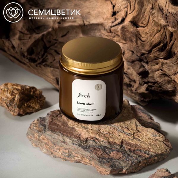 Свеча ароматическая Feeels Выстрел любви 100 мл