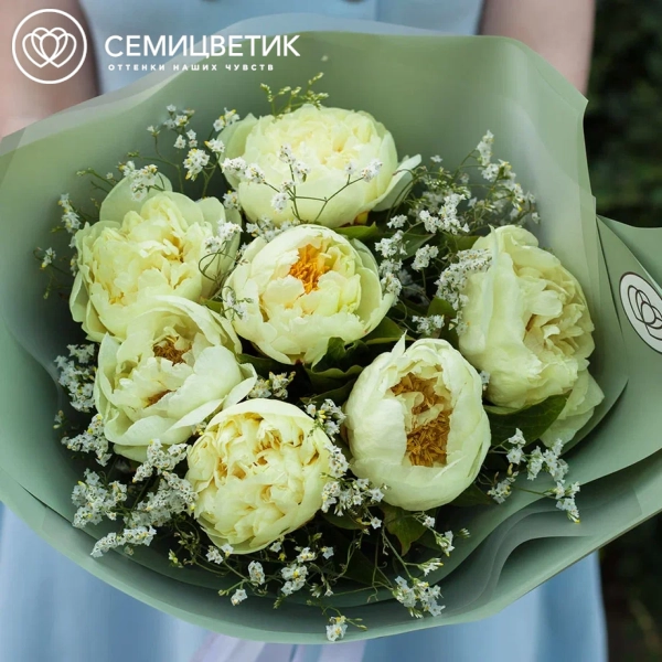 Букет из 7 лимонных пионов Lemon Chiffon Premium с лимониумом