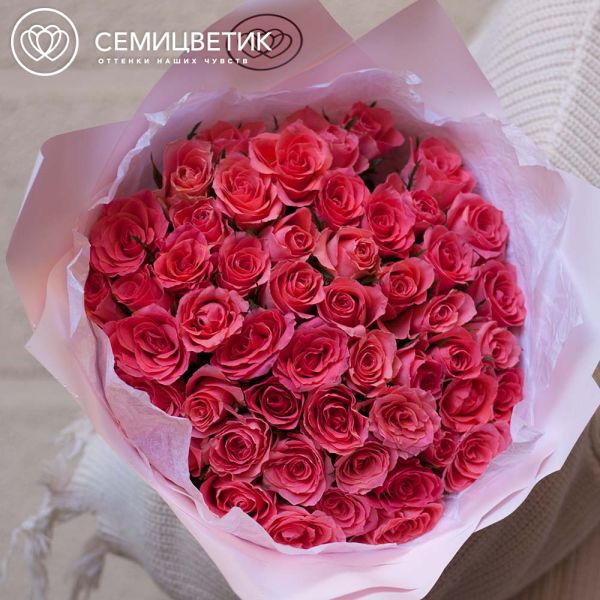 Букет из 51 коралловой розы 30 см (Кения)