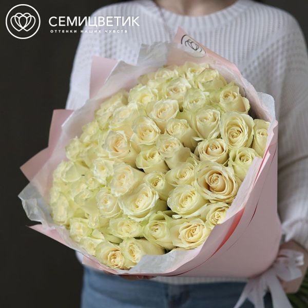 Букет из 51 белой розы Athena 60 см (Кения)