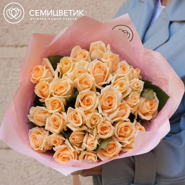 Букет из 35 кремовых роз 35-40 см (Россия)