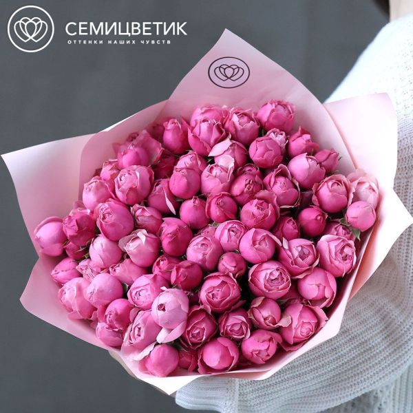 Букет из 21 розовой кустовой пионовидной розы Silva Pink