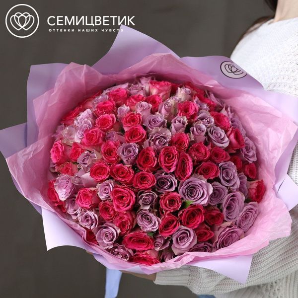 Букет из 101 розовой и сиреневой розы 35 см (Кения)