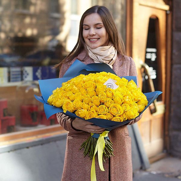 101 желтая роза (Кения) 40 см Premium
