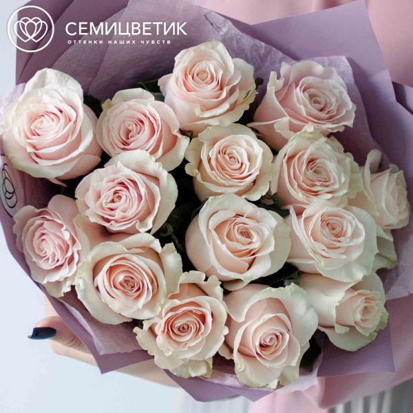 Букет из 15 нежно-розовых роз Pink Mondial 50 см (Эквадор)
