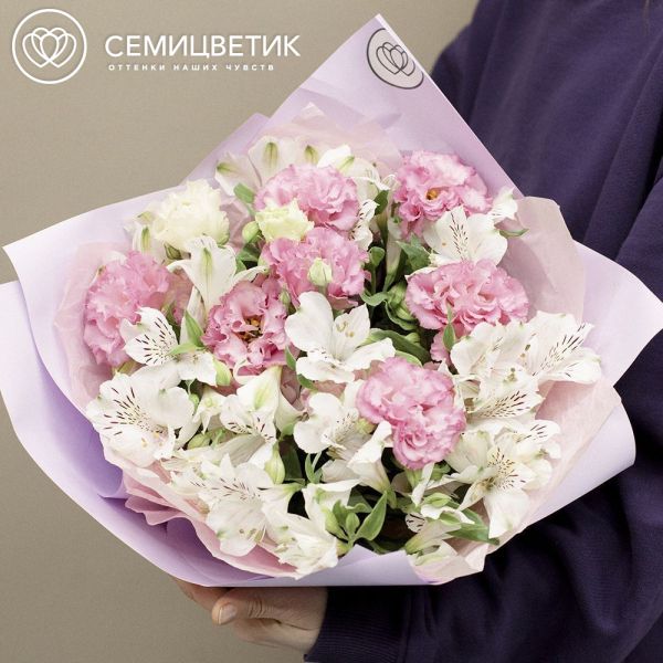 Букет из 10 белых альстромерий и 5 розовых лизиантусов