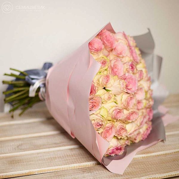 51 нежно-розовая роза (Кения) 40 см Premium