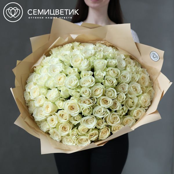 Букет из 101 белой розы Athena 50 см (Кения)